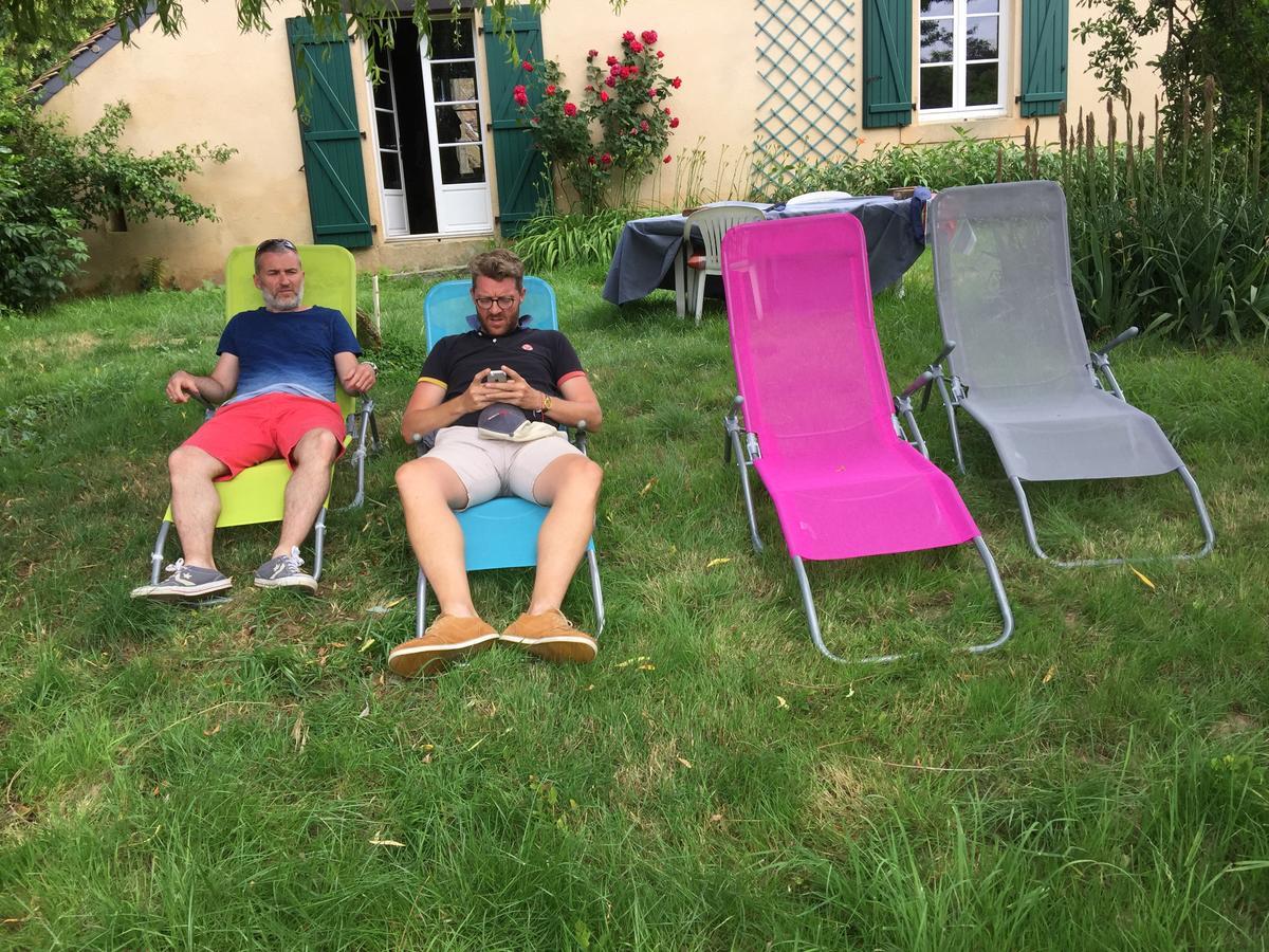 Chambres Dans Le Gite "Reves De Gamins", Proche Du Pole Europeen Et Du Circuit Des 24H Sarge Les Le Mans Ngoại thất bức ảnh